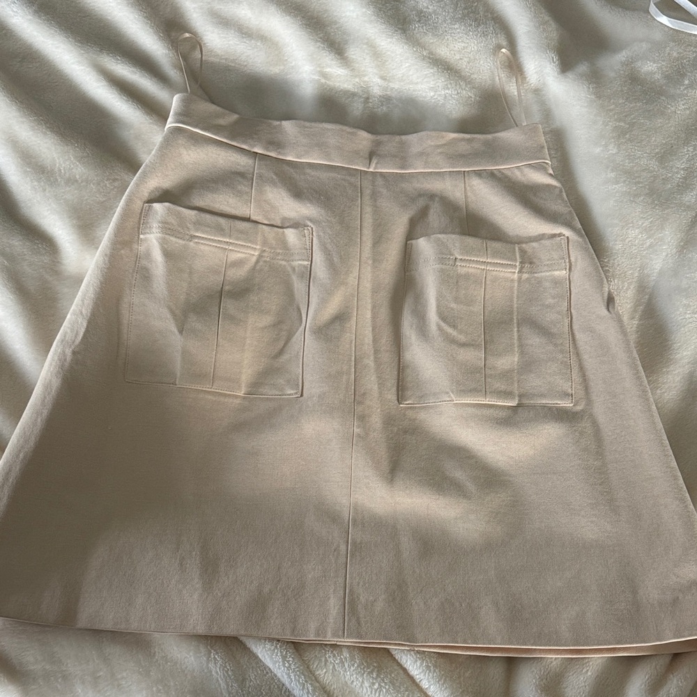 Finders keepers tan skirt